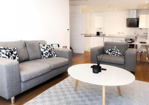 Beautiful 2 Bed Apartment In Bow